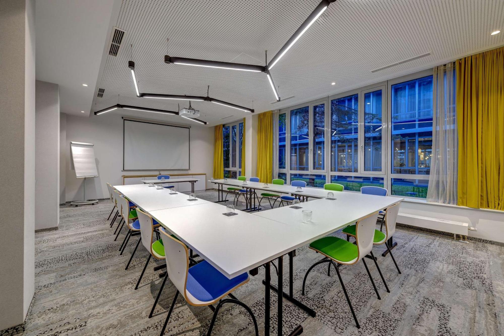 Flightgate Munich Airport Hotel, A Member Of Radisson Individuals Халльбергмос Экстерьер фото