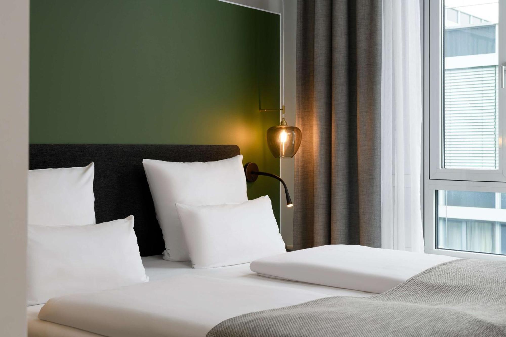 Flightgate Munich Airport Hotel, A Member Of Radisson Individuals Халльбергмос Экстерьер фото