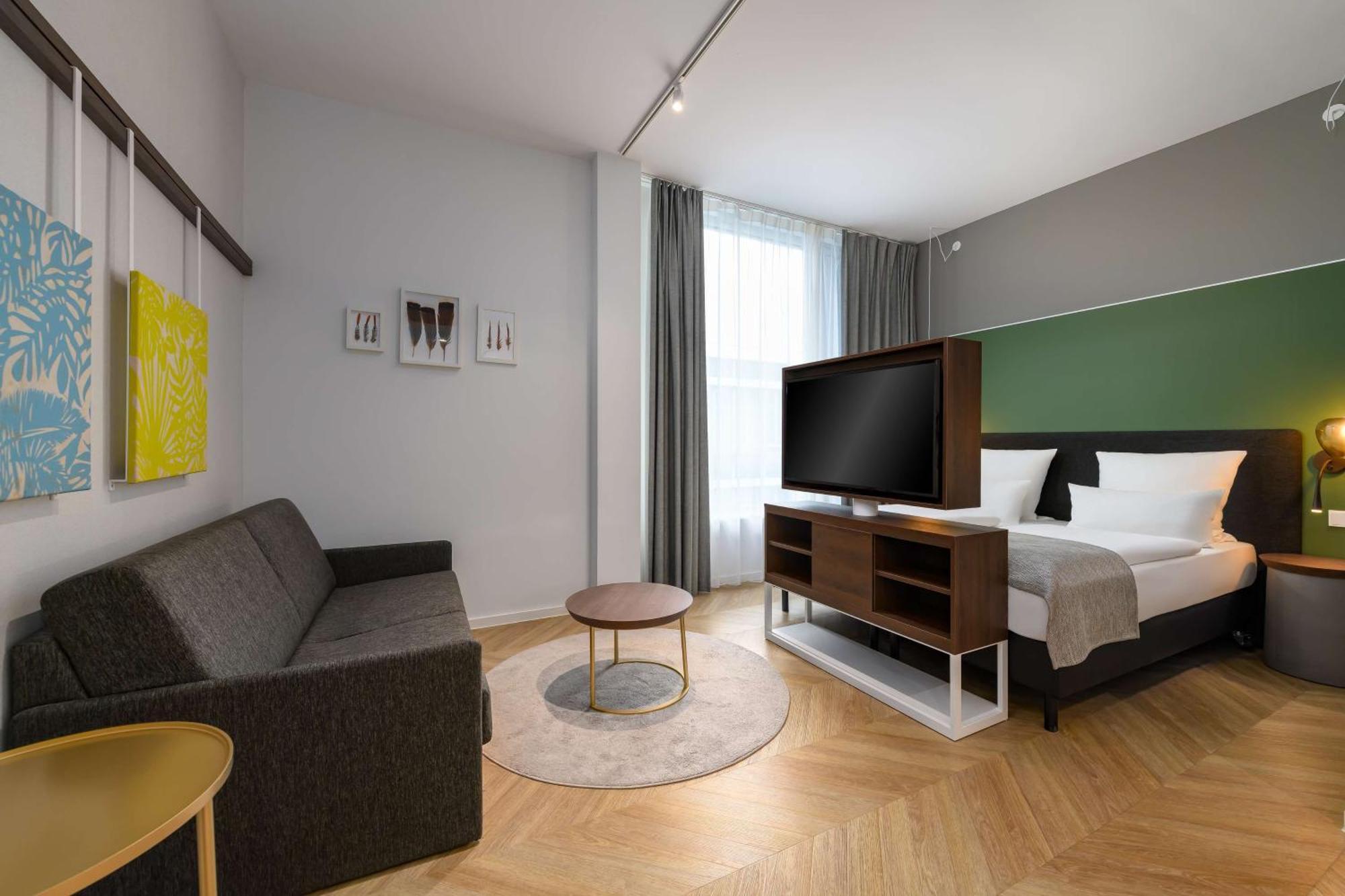 Flightgate Munich Airport Hotel, A Member Of Radisson Individuals Халльбергмос Экстерьер фото